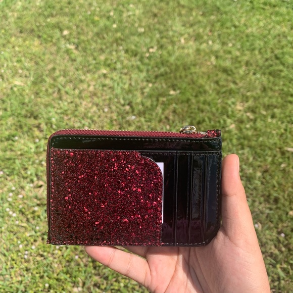 Brand new Kate spade medium I zip card holder - Picture 2 of 8